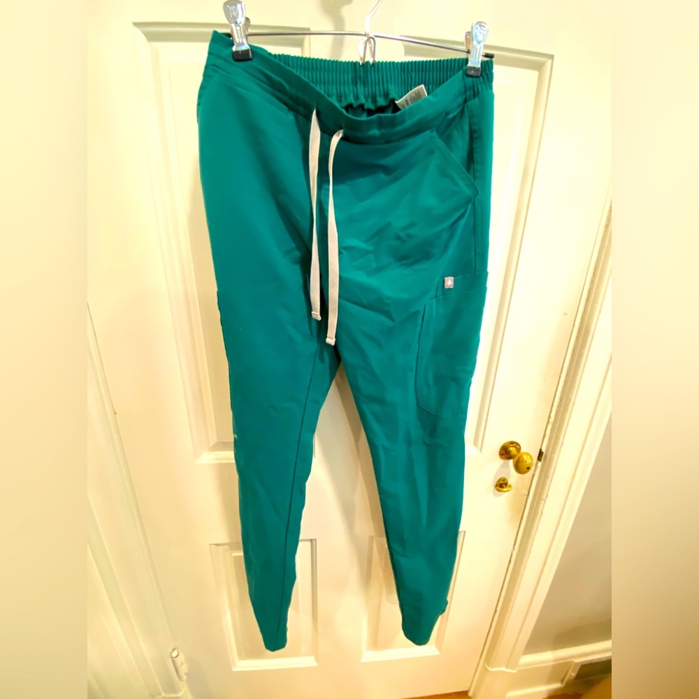 Figs women green scrub pants XS technical collection